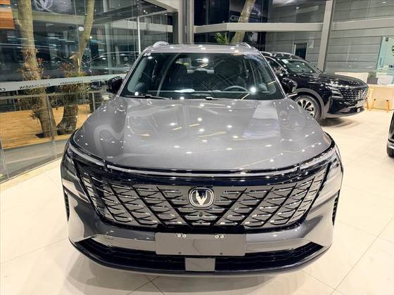 CAOA CHANGAN CS75 1.5 TGDI FLEX INFINITY 8AT CAOA CHANGAN CS75 1.5 TGDI FLEX INFINITY 8AT